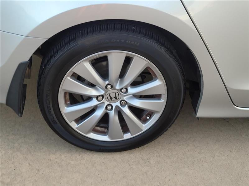 Honda Accord EX-L V6 Sedan AT 2012