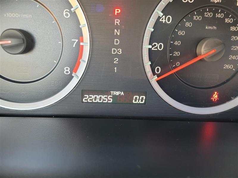 Honda Accord EX-L V6 Sedan AT 2012