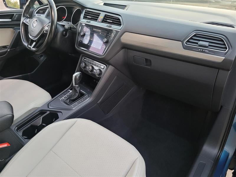 Volkswagen Tiguan SE 2018