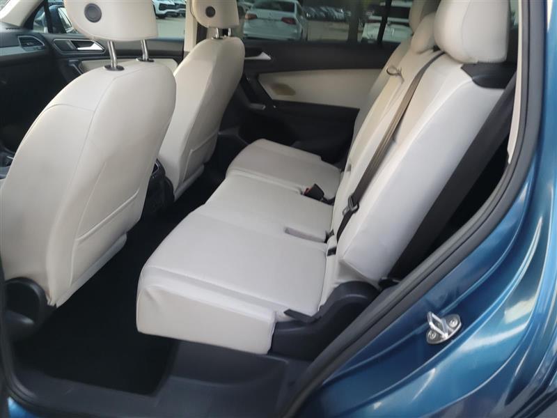 Volkswagen Tiguan SE 2018