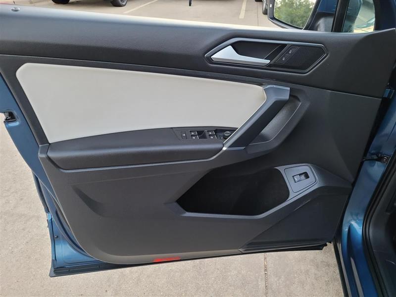 Volkswagen Tiguan SE 2018