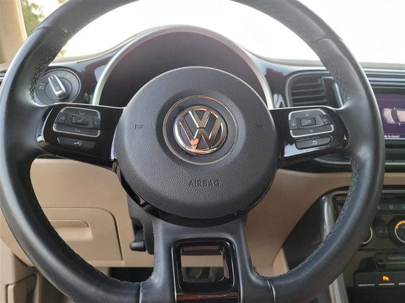Volkswagen Beetle 2.0T SE 2018
