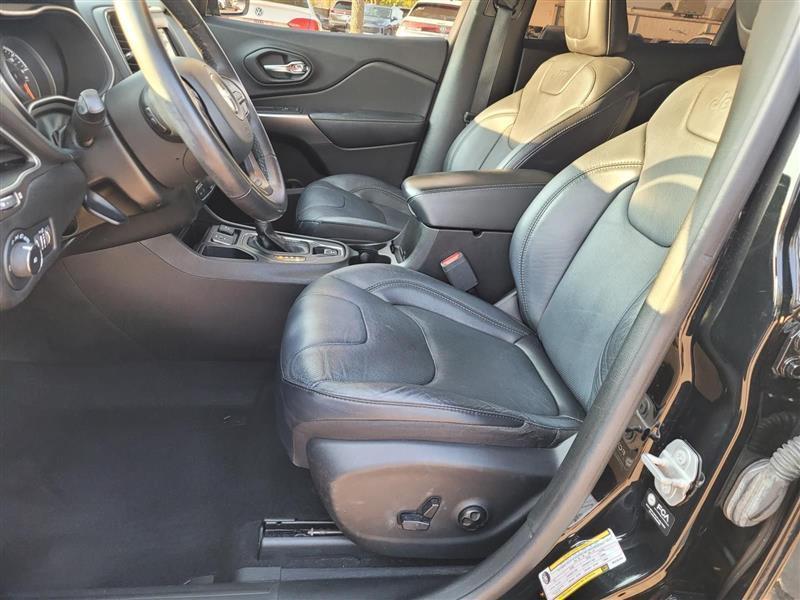 Jeep Cherokee Latitude Lux FWD 2021