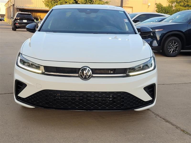 Volkswagen Jetta Sport 2025