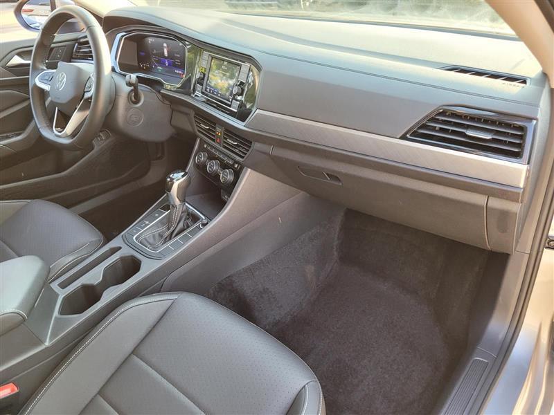 Volkswagen Jetta SE 2024