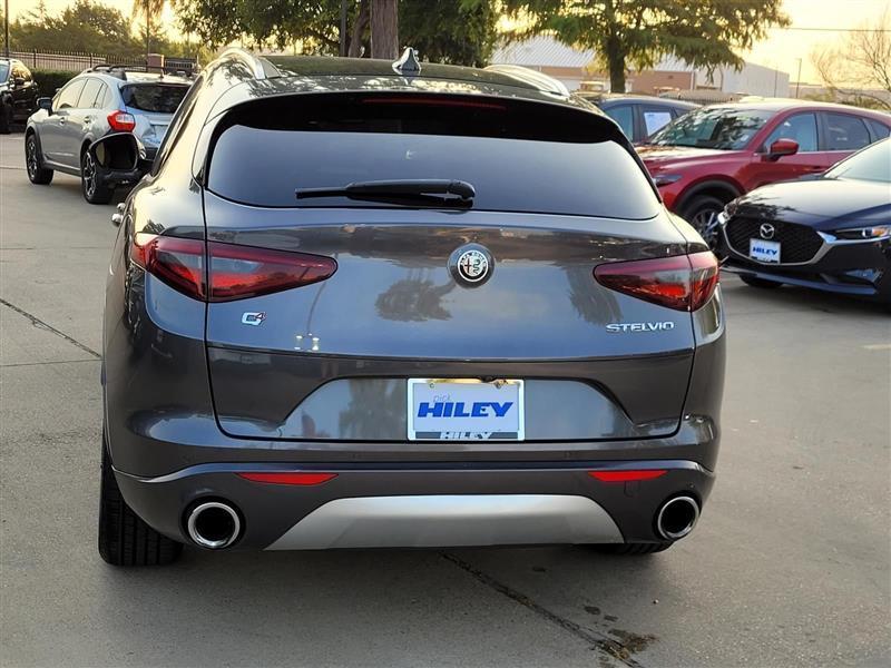 Alfa Romeo Stelvio Ti 2021