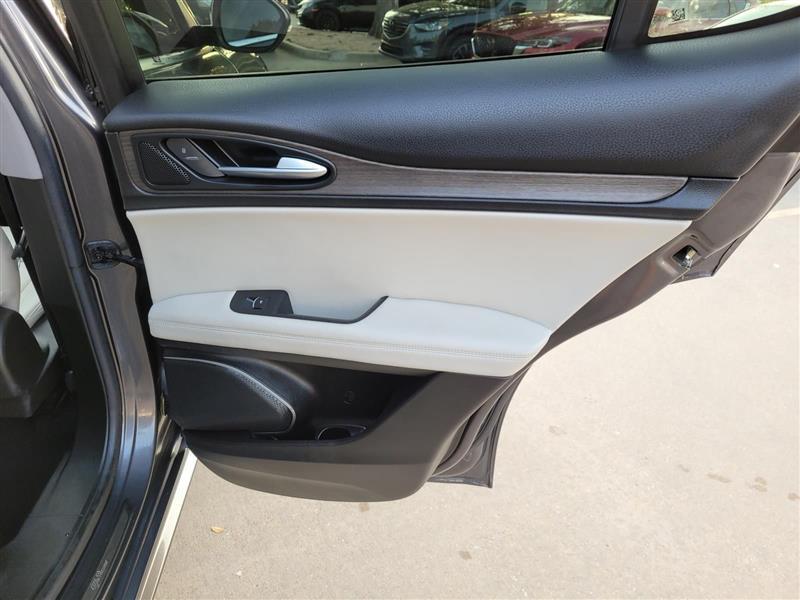 Alfa Romeo Stelvio Ti 2021