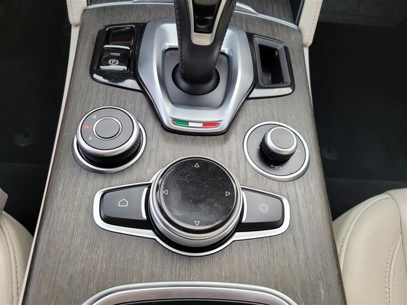 Alfa Romeo Stelvio Ti 2021