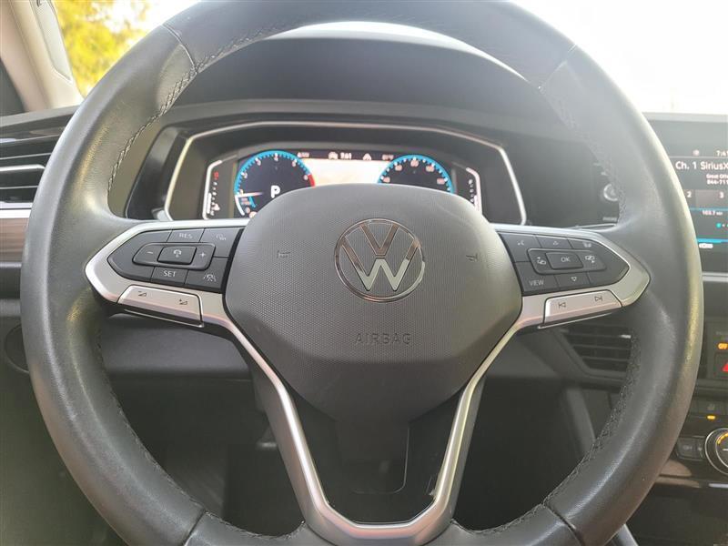 Volkswagen Jetta SEL 2024