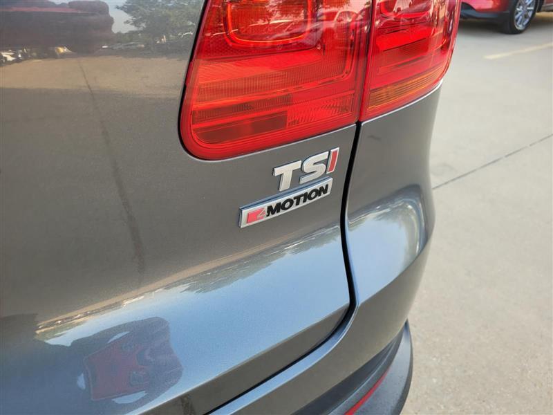 Volkswagen Tiguan S 4Motion 2017