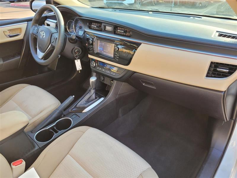 Toyota Corolla LE CVT 2016