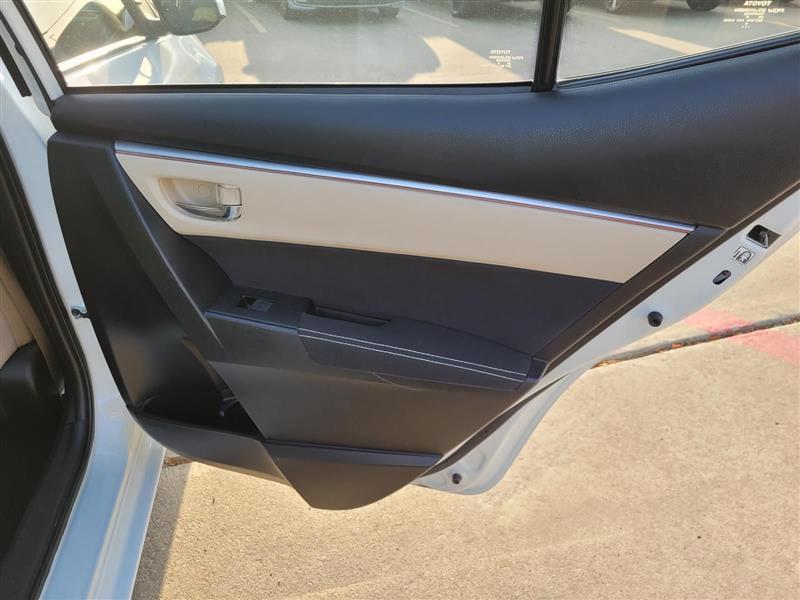 Toyota Corolla LE CVT 2016