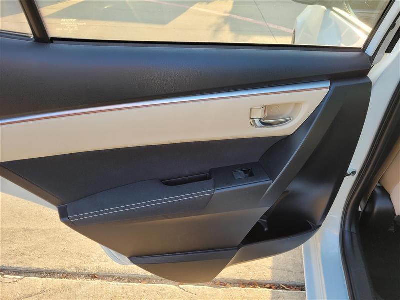 Toyota Corolla LE CVT 2016