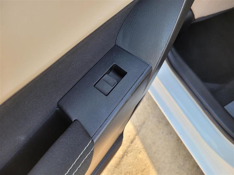 Toyota Corolla LE CVT 2016