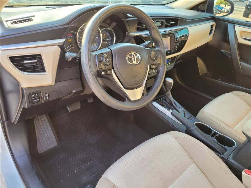 Toyota Corolla LE CVT 2016