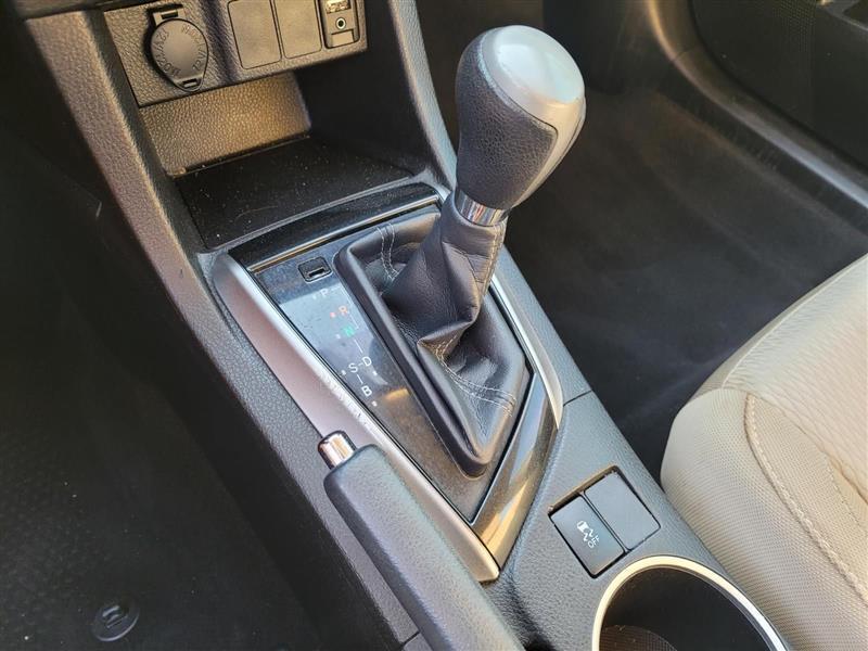 Toyota Corolla LE CVT 2016