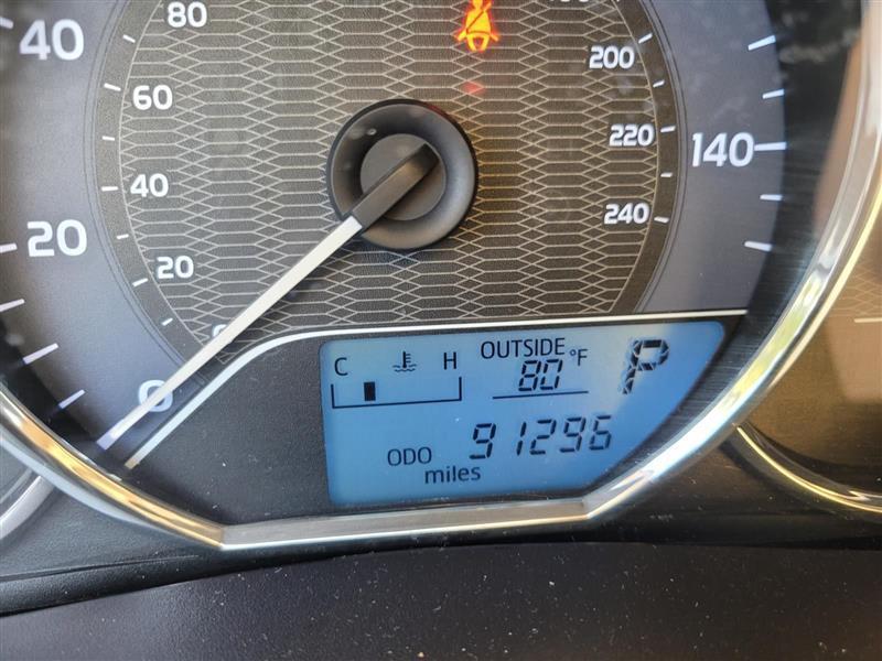 Toyota Corolla LE CVT 2016