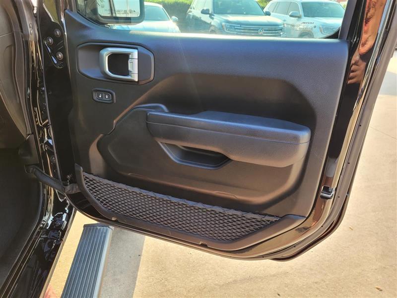 Jeep Wrangler Sport 2024
