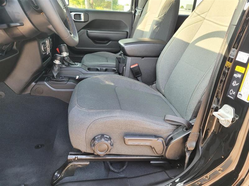 Jeep Wrangler Sport 2024