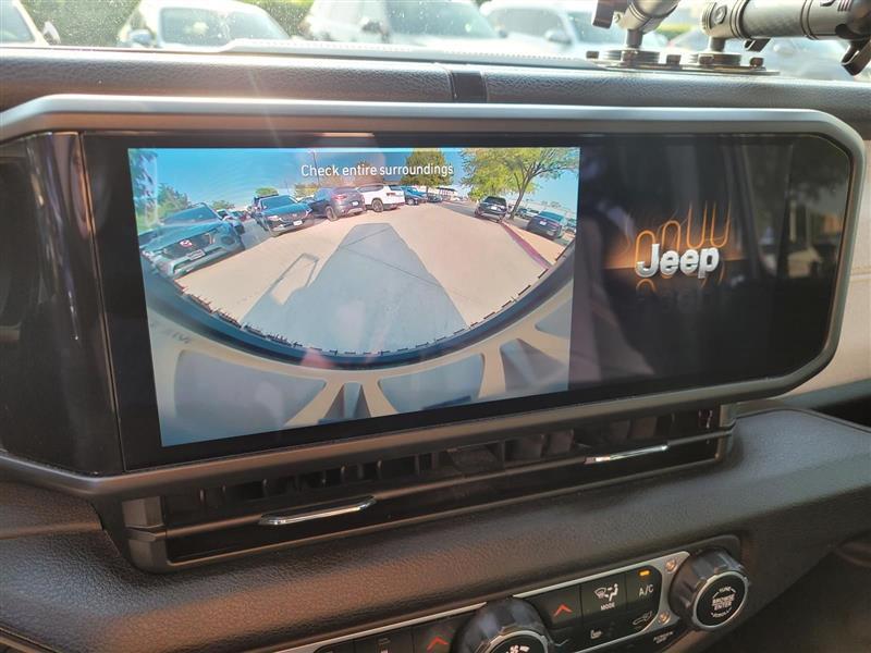 Jeep Wrangler Sport 2024