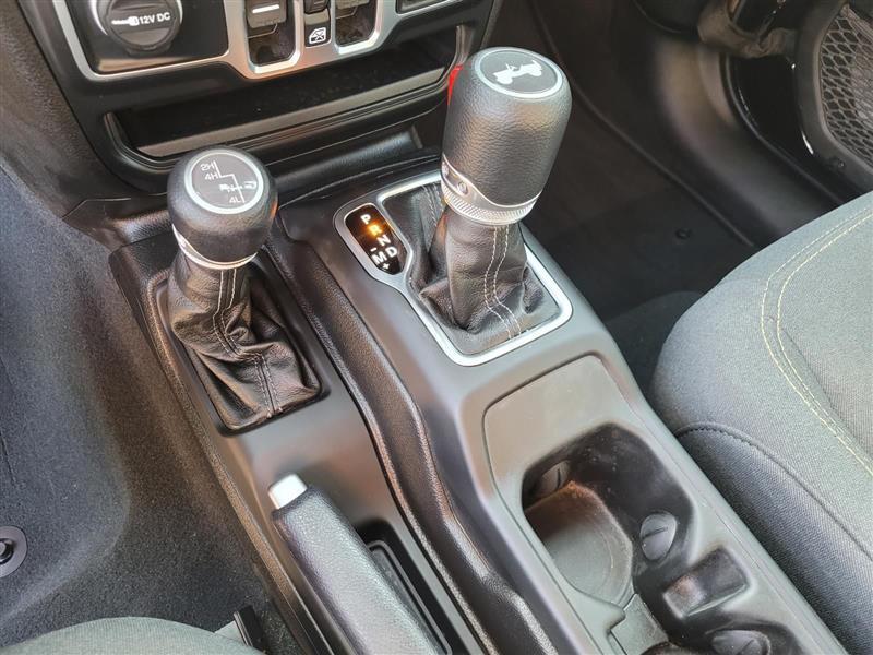 Jeep Wrangler Sport 2024