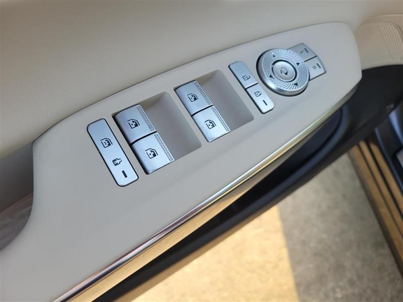 Genesis GV70 2.5T 2022