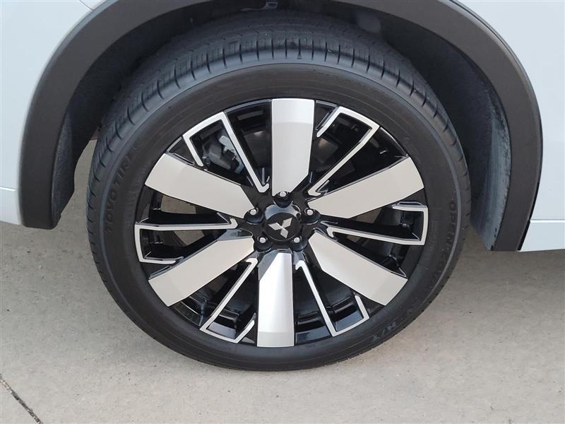 Mitsubishi Outlander SEL 2025