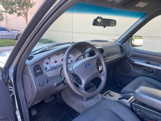 Ford Explorer Sport 2WD 2001 Ford Explorer Sport 2WD 2001