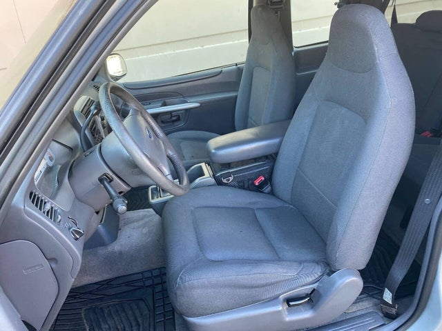 Ford Explorer Sport 2WD 2001 Ford Explorer Sport 2WD 2001
