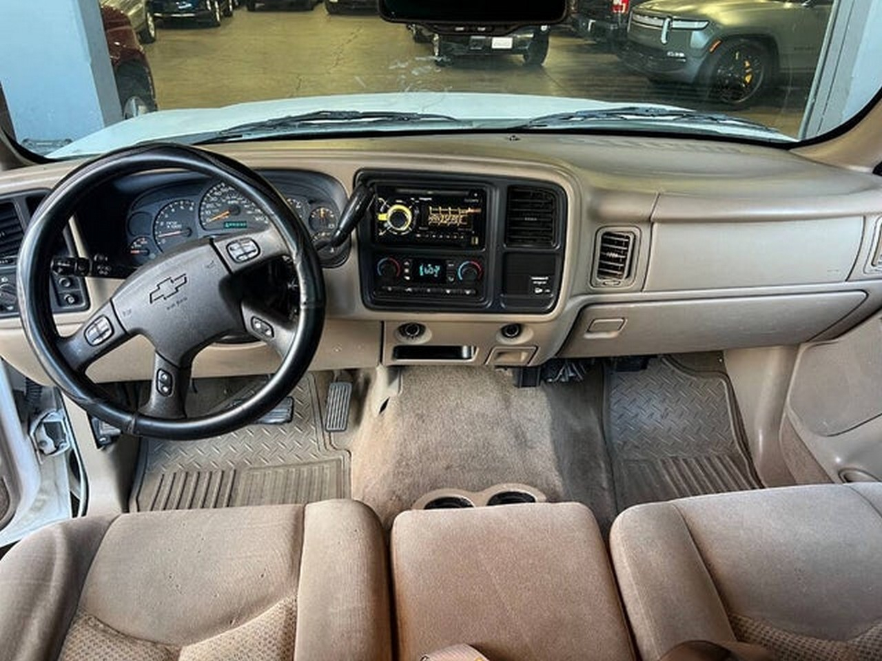 Chevrolet Silverado 2500HD Work Truck Ext. Cab Short Bed 2WD 2004 Chevrolet Silverado 2500HD Work Truck Ext. Cab Short Bed 2WD 2004