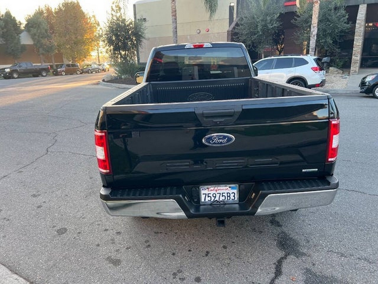 Ford F-150 XL 8-ft. Bed 2WD 2018 Ford F-150 XL 8-ft. Bed 2WD 2018