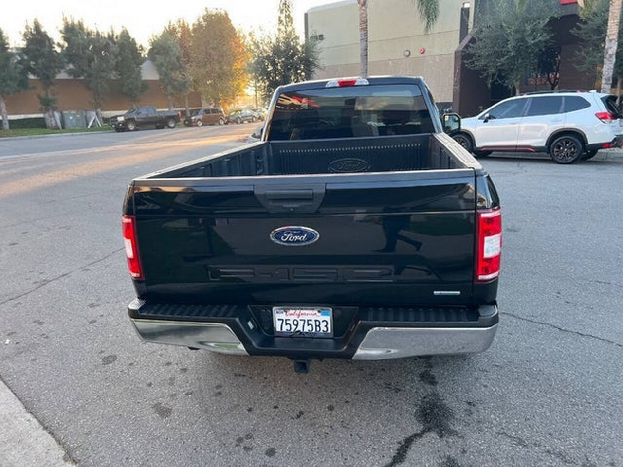 Ford F-150 XL 8-ft. Bed 2WD 2018 Ford F-150 XL 8-ft. Bed 2WD 2018