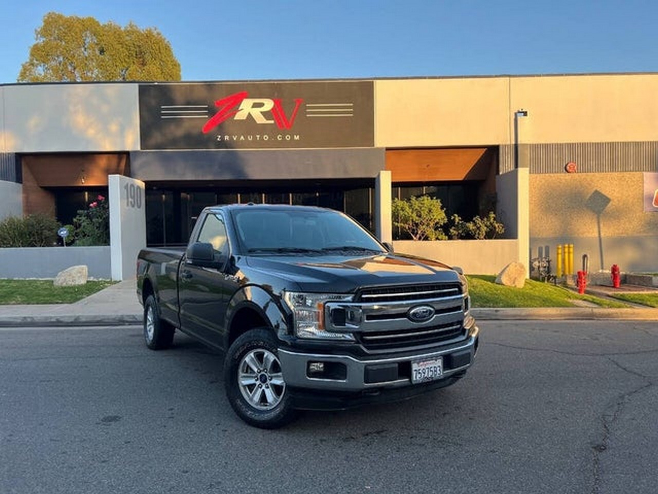 Ford F-150 XL 8-ft. Bed 2WD 2018 Ford F-150 XL 8-ft. Bed 2WD 2018