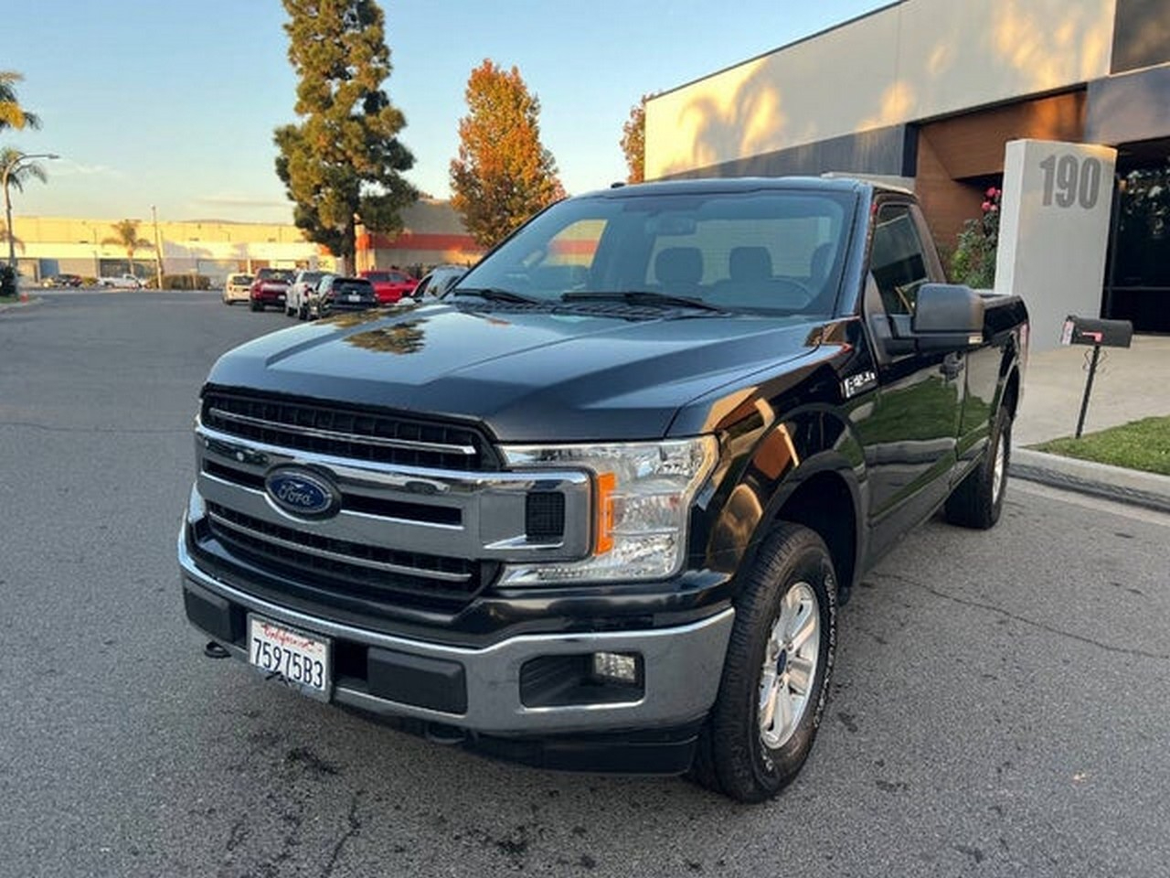Ford F-150 XL 8-ft. Bed 2WD 2018 Ford F-150 XL 8-ft. Bed 2WD 2018