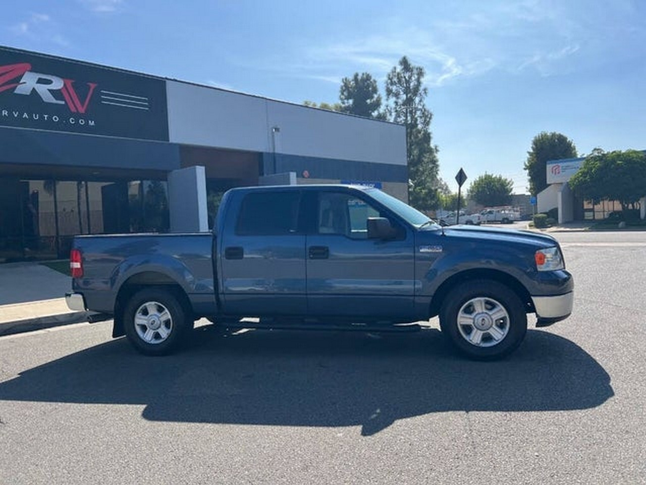 Ford F-150 Lariat SuperCrew 2WD 2004 Ford F-150 Lariat SuperCrew 2WD 2004