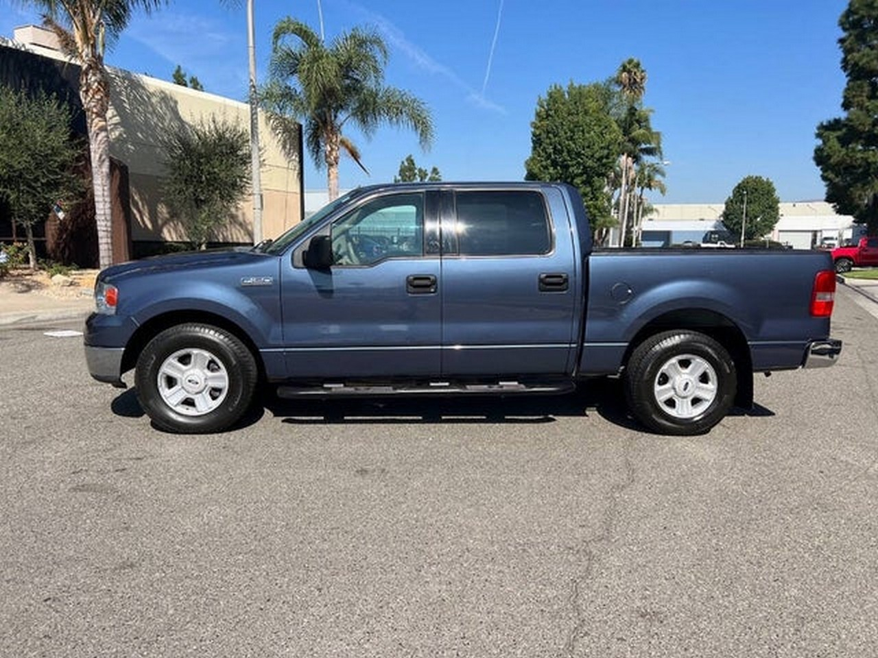 Ford F-150 Lariat SuperCrew 2WD 2004 Ford F-150 Lariat SuperCrew 2WD 2004