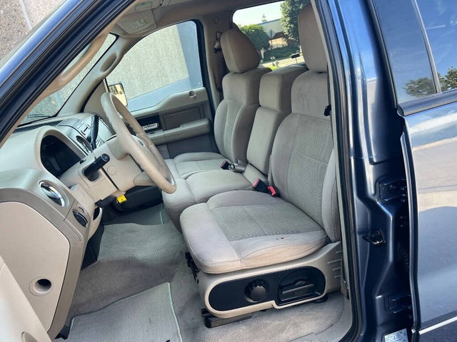 Ford F-150 Lariat SuperCrew 2WD 2004 Ford F-150 Lariat SuperCrew 2WD 2004