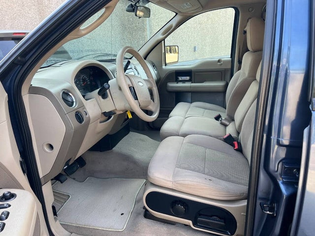 Ford F-150 Lariat SuperCrew 2WD 2004 Ford F-150 Lariat SuperCrew 2WD 2004