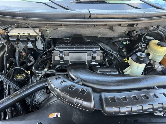 Ford F-150 Lariat SuperCrew 2WD 2004 Ford F-150 Lariat SuperCrew 2WD 2004