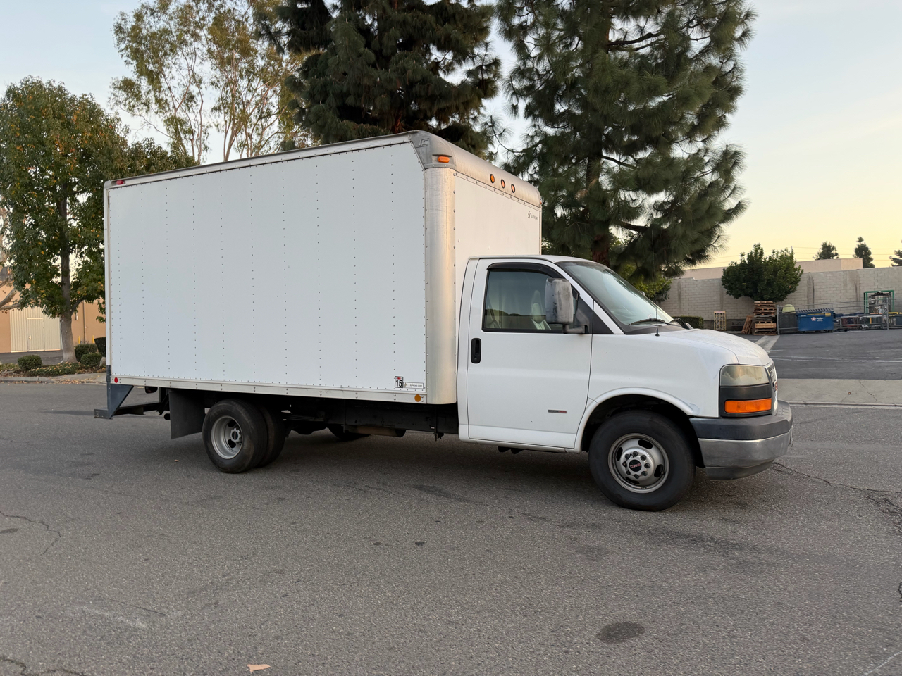 GMC Savana G3500 Cargo 2007