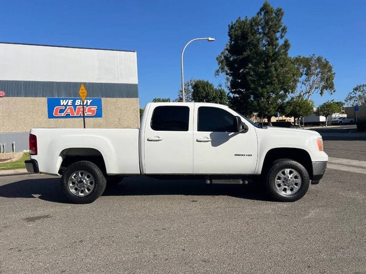 GMC Sierra 2500HD SLT Crew Cab 2WD 2012 GMC Sierra 2500HD SLT Crew Cab 2WD 2012