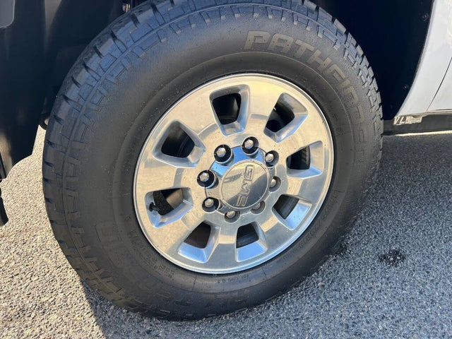 GMC Sierra 2500HD SLT Crew Cab 2WD 2012 GMC Sierra 2500HD SLT Crew Cab 2WD 2012