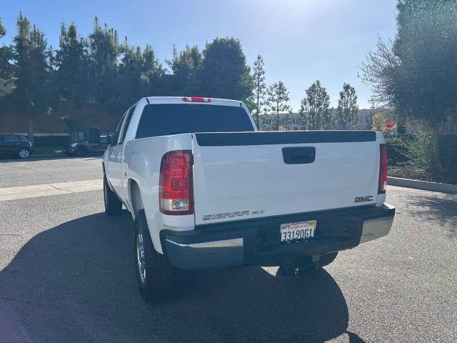 GMC Sierra 2500HD SLT Crew Cab 2WD 2012 GMC Sierra 2500HD SLT Crew Cab 2WD 2012
