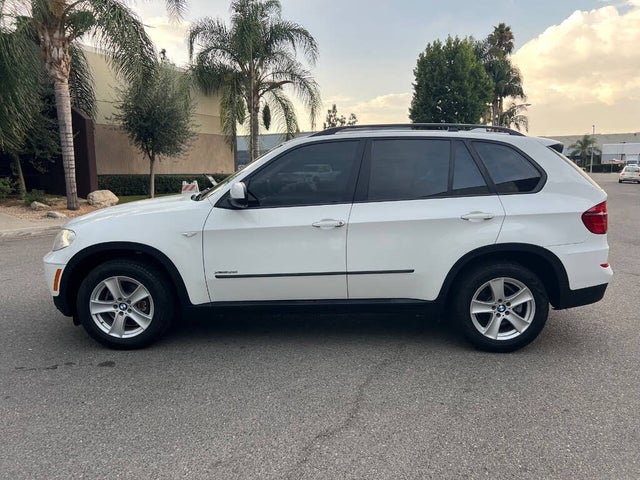 BMW X5 xDrive35i 2012 BMW X5 xDrive35i 2012
