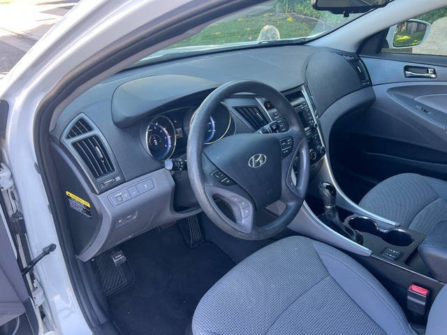 Hyundai Sonata GLS 2014 Hyundai Sonata GLS 2014