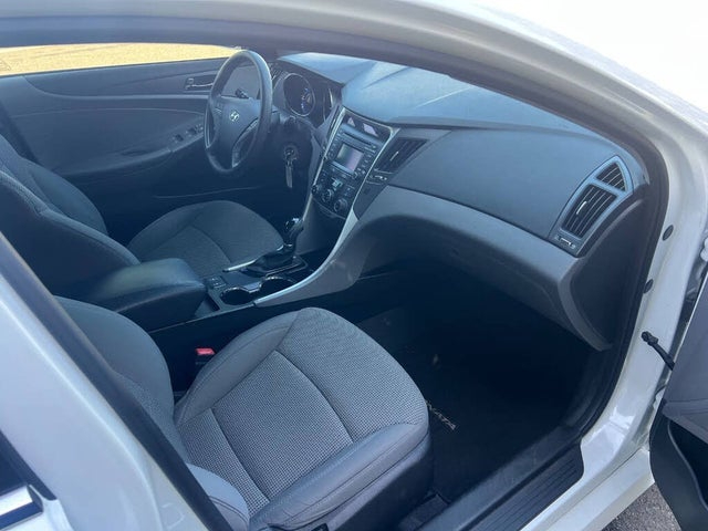 Hyundai Sonata GLS 2014 Hyundai Sonata GLS 2014