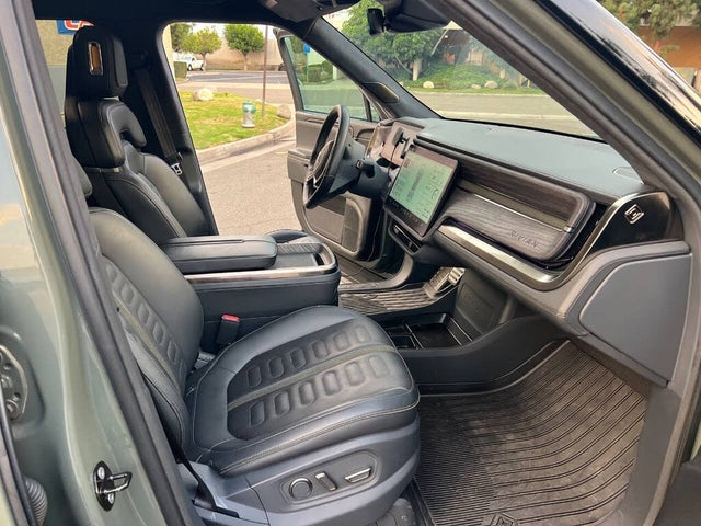 Rivian R1T Launch Edition 2022 Rivian R1T Launch Edition 2022