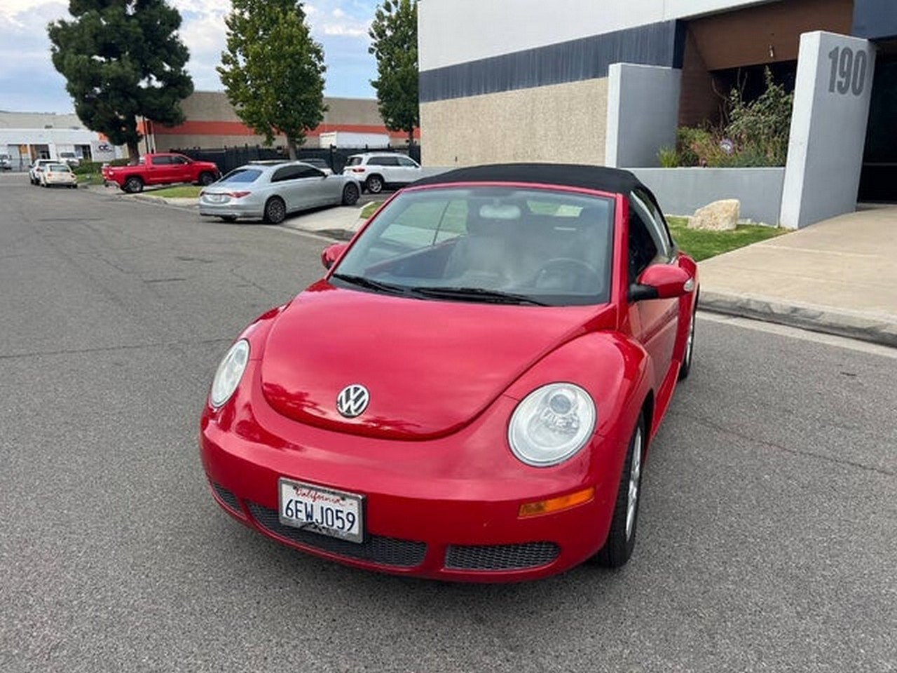 Volkswagen New Beetle S PZEV Convertible 2008 Volkswagen New Beetle S PZEV Convertible 2008
