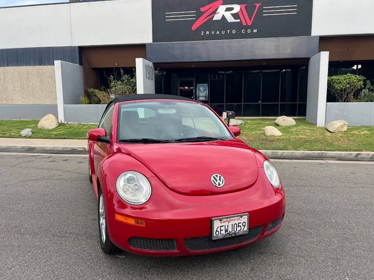 Volkswagen New Beetle S PZEV Convertible 2008 Volkswagen New Beetle S PZEV Convertible 2008