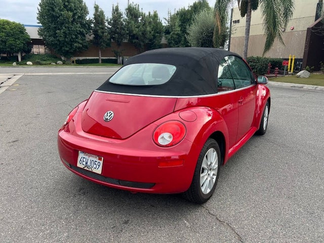 Volkswagen New Beetle S PZEV Convertible 2008 Volkswagen New Beetle S PZEV Convertible 2008